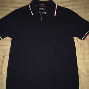 Men’s Polo collard shirt Size Medium